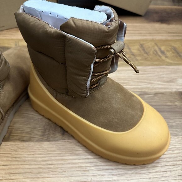 UGG womens NEW Classic Maxi Toggle boots 6 weatherproof cover - Picture 11 of 15